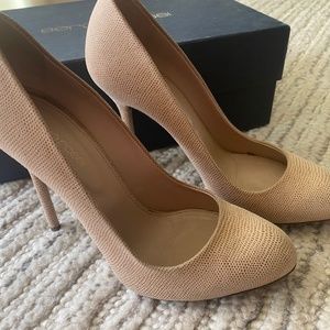 Sergio Rossi Nude Pumps - 7.5